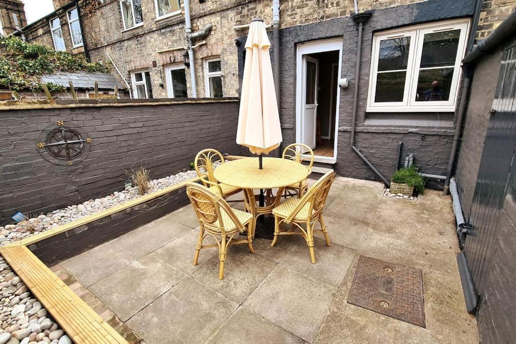 Gorgeous Two Bedroom House In Ely Zewnętrze zdjęcie