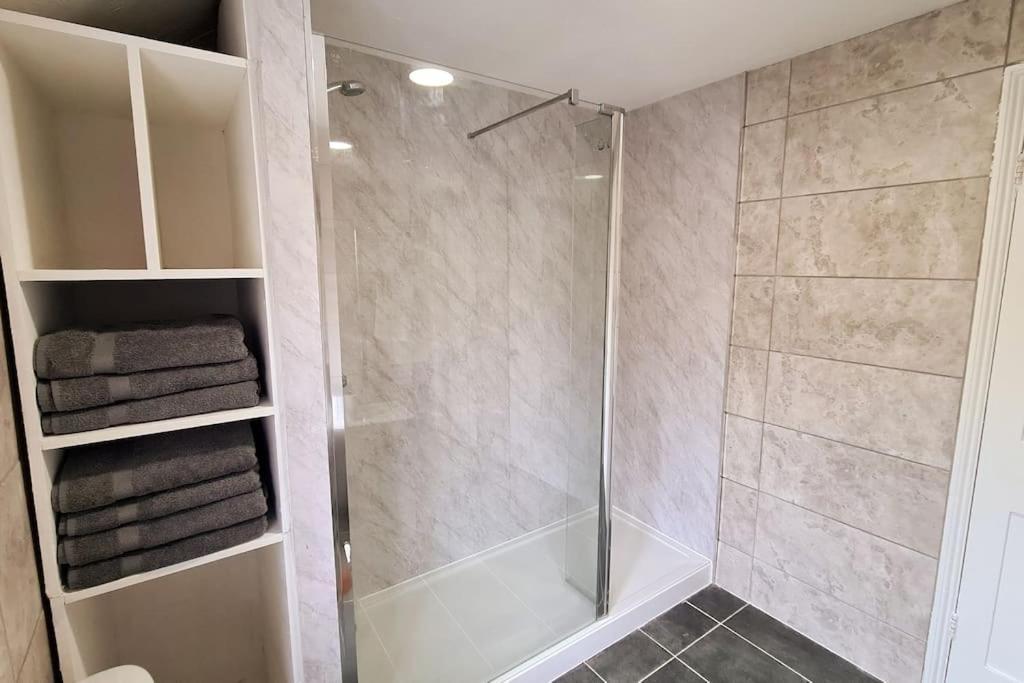 Gorgeous Two Bedroom House In Ely Zewnętrze zdjęcie